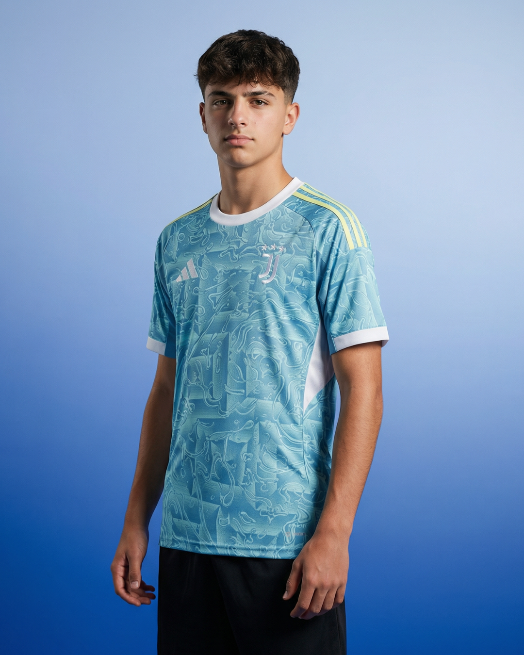 2025/26 יובנטוס עיצוב חוץ