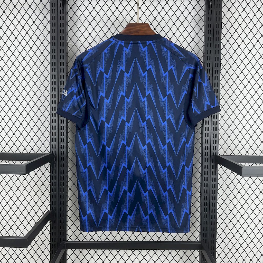 חולצת כדורגל ארסנל חוץ 2025/26