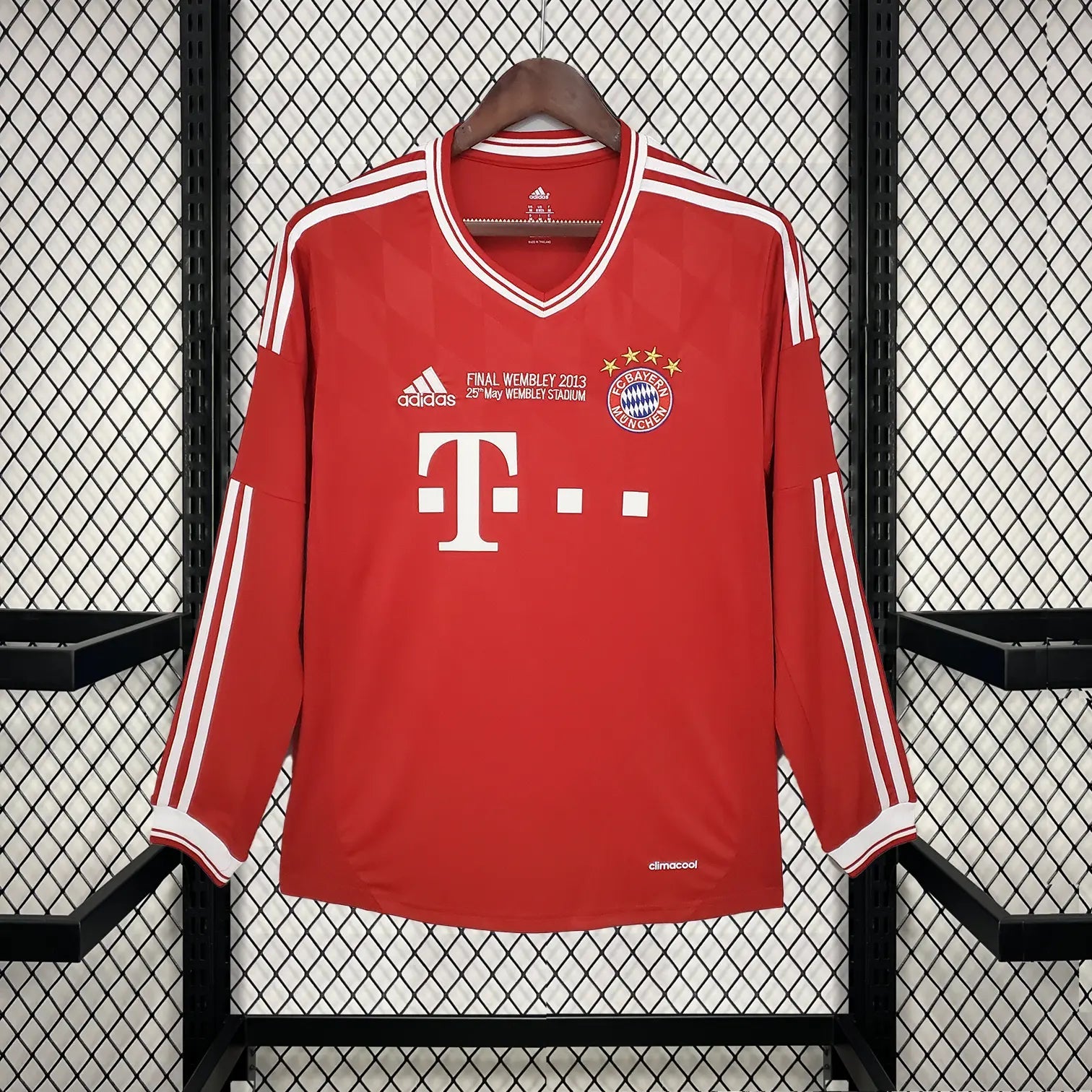 2012 באירן מינכן רטרו ארוכה