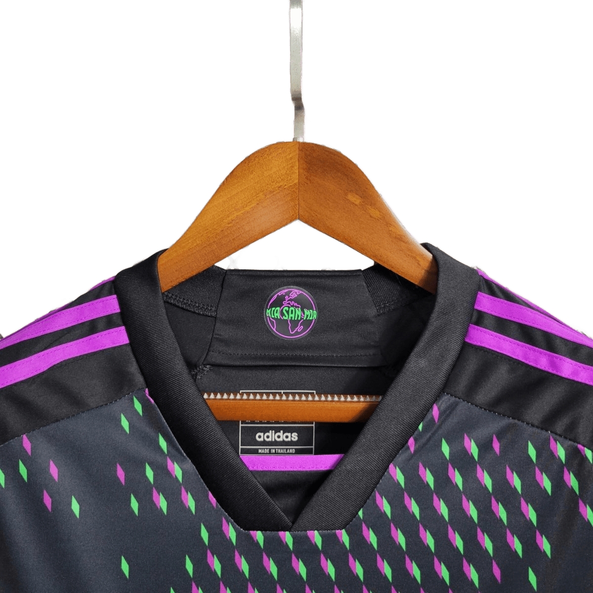 באירן מינכן עיצוב חוץ 2024 - BEST SOURCE SNKRS