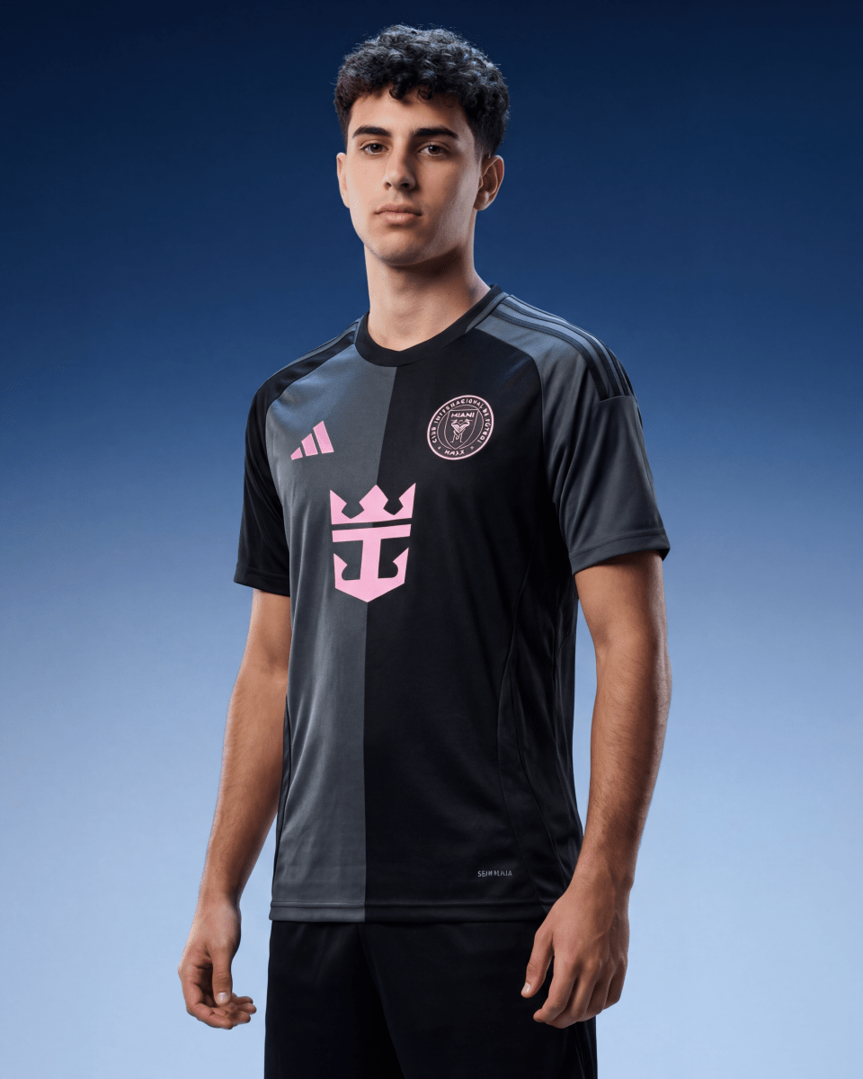 עיצוב חוץ אינטר מיאמי 2025 - BEST SOURCE SNKRS