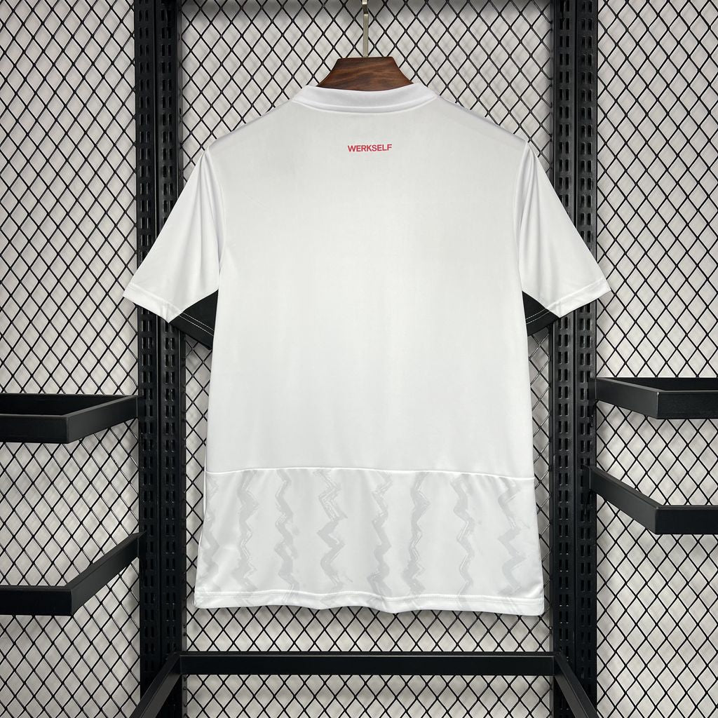 באייר לברקוזן חוץ 2024-25