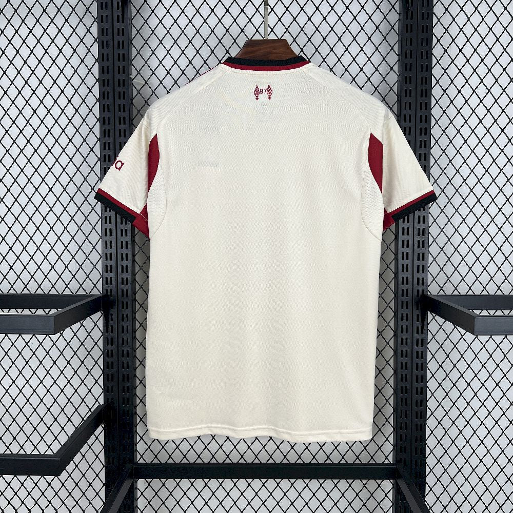 2025/26 חולצות כדורגל ליברפול חוץ