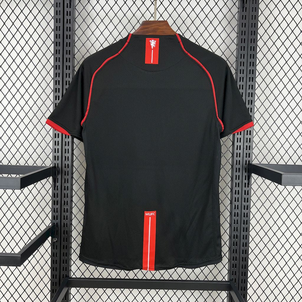 חולצה רטרו יונייטד 2007 נטרלית