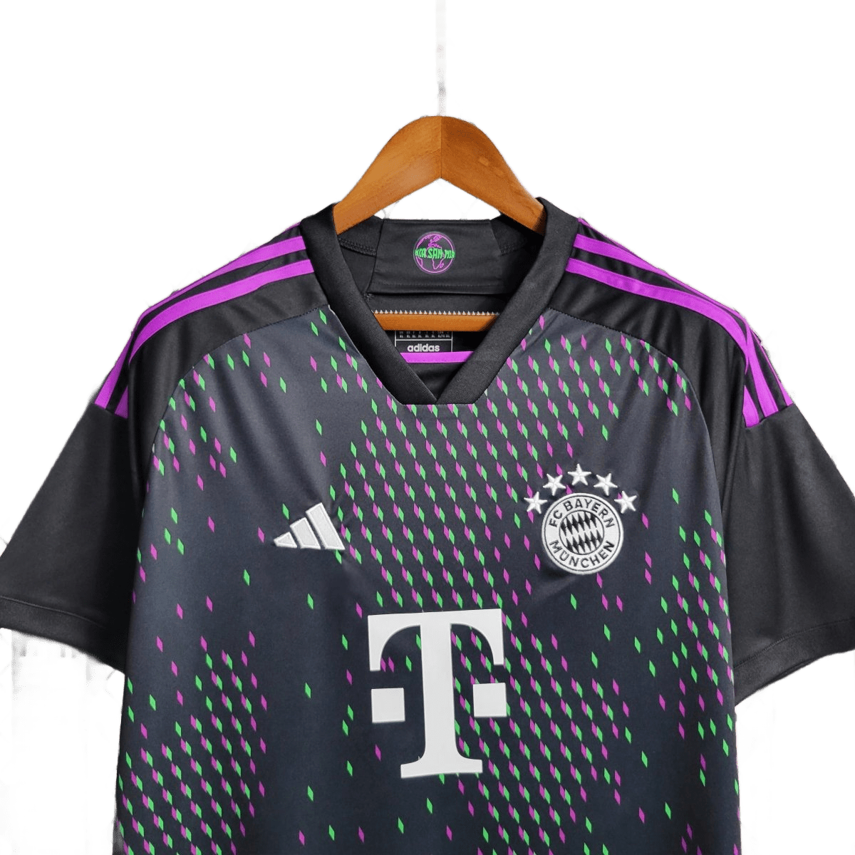 באירן מינכן עיצוב חוץ 2024 - BEST SOURCE SNKRS