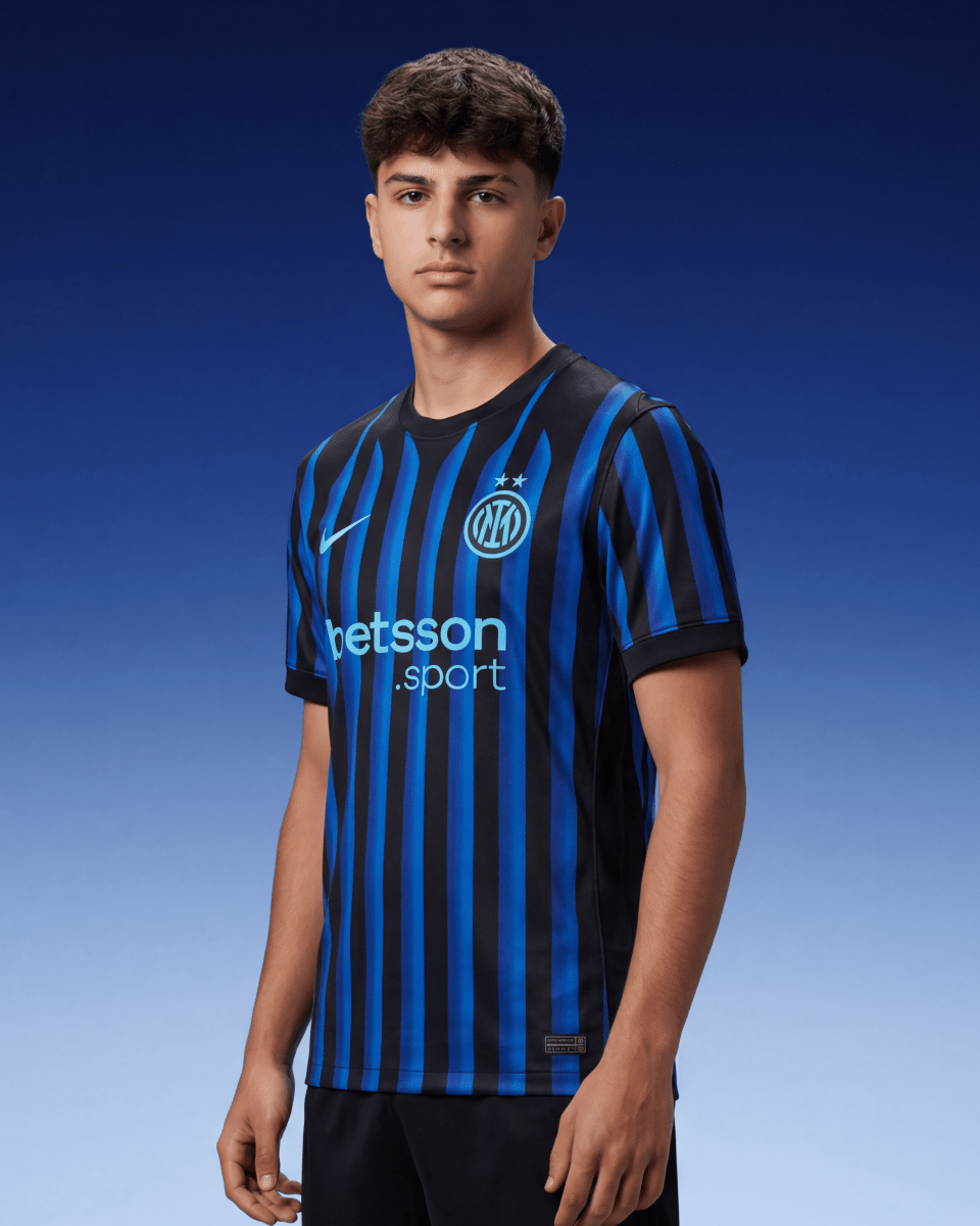 כדוגל אינטר עיצוב בית 2025 - BEST SOURCE SNKRS