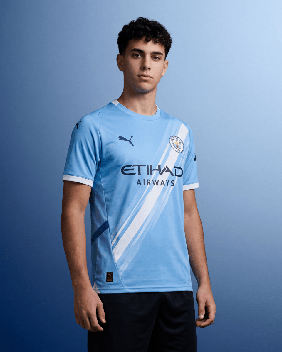 מנצסטר סיטי עיצוב בית 2025 - BEST SOURCE SNKRS